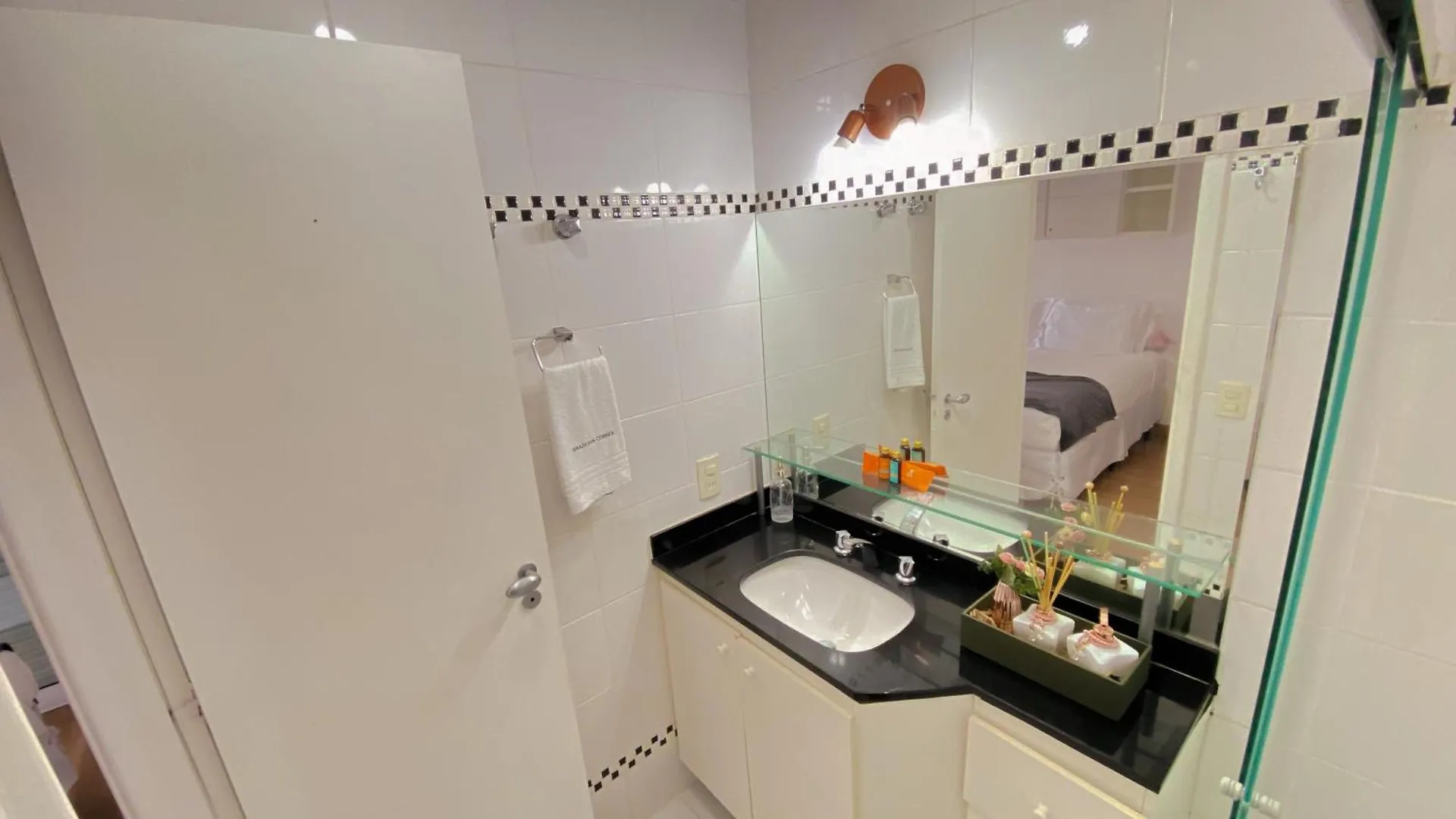 Jacuzzi, Ac, Vaga, Vila Olimpia | Brazilian Corner Sao Paulo 0*,  Brazil