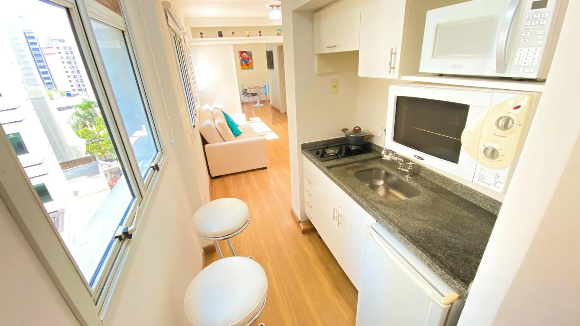 Jacuzzi, Ac, Vaga, Vila Olimpia | Brazilian Corner Sao Paulo Apartment