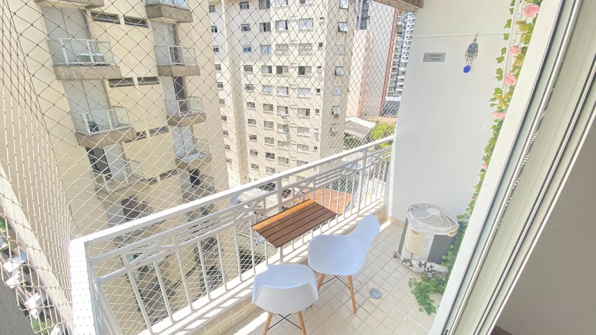 Jacuzzi, Ac, Vaga, Vila Olimpia | Brazilian Corner Sao Paulo Brazil